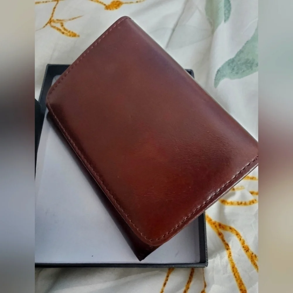 Leather men's wallet engraved NEW